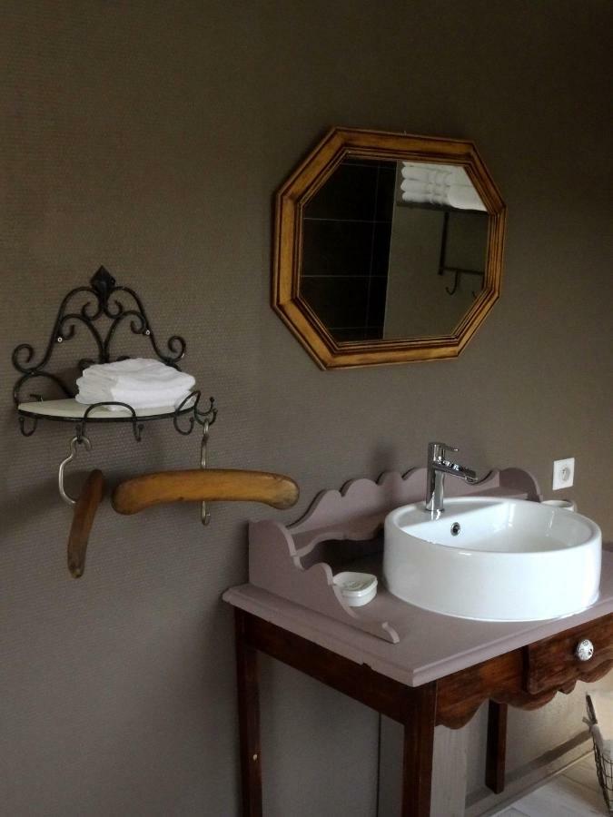 Au Bois Dormant Bed & Breakfast Huby-Saint-Leu Exterior photo